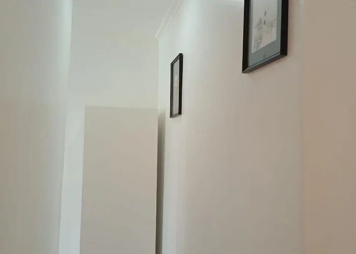 Bernardim Ribeiro - 4ª Andar * Lisbon