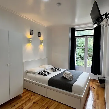 Apartamento Bernardim Ribeiro - 4ª Andar *