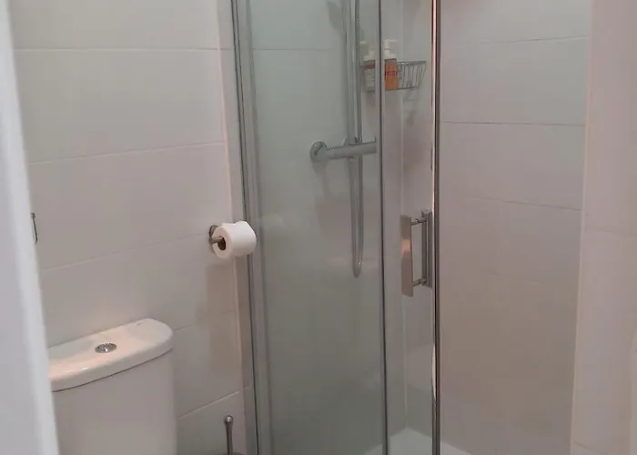 Bernardim Ribeiro - 4ª Andar منزل للإقامة *