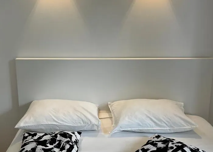 Bernardim Ribeiro - 4ª Andar منزل للإقامة Lisboa