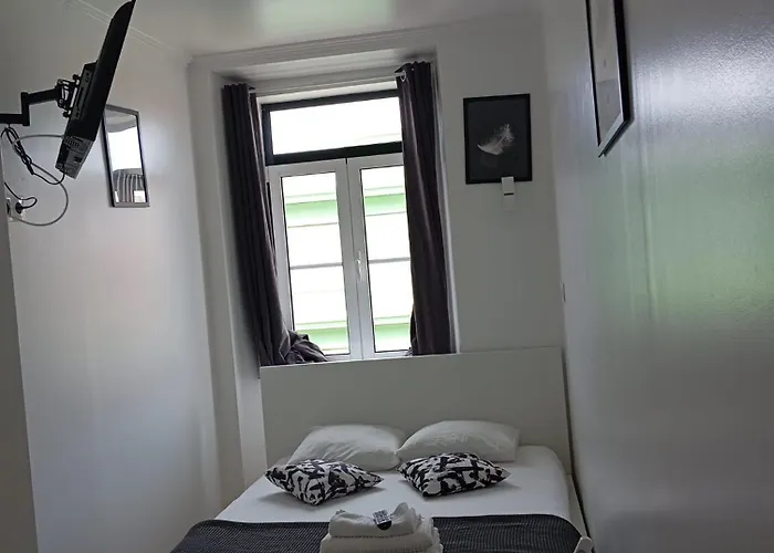 منزل للإقامة Bernardim Ribeiro - 4ª Andar