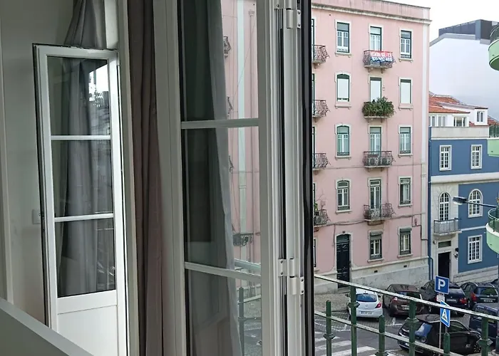 Bernardim Ribeiro - 4ª Andar *