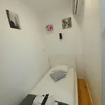 Bernardim Ribeiro - 4ª Andar Δωμάτια σε οικογενειακή κατοικία Lisboa